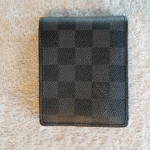 Louis Vuitton damier wallet
